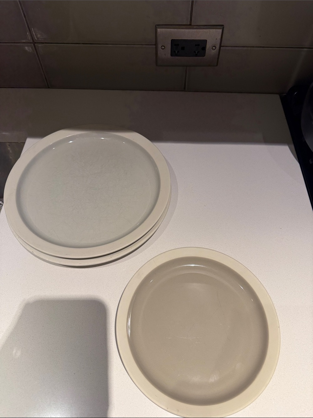 Neutral Cream Ceramic Dinner Plates - Set of 4